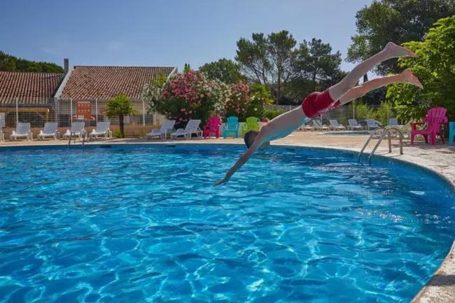 Mobil Home Tout Confort 6 Personnes Climatise Au Pied Du Luberon Ла-Рок-д'Антерон Екстер'єр фото