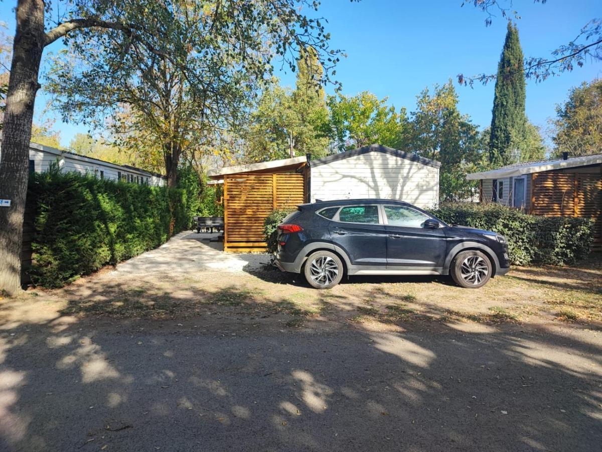 Mobil Home Tout Confort 6 Personnes Climatise Au Pied Du Luberon Ла-Рок-д'Антерон Екстер'єр фото